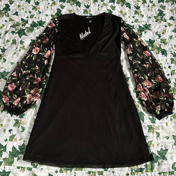 {NWT} MOTEL Avena Mesh Japanese Blossom Dress - Picture 4 of 10